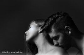 Sexy en verleidelijke koppel fotoshooot